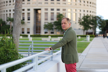 Які обов’язки у комерційного директора?