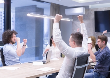 Які є етапи розробки системи мотивації