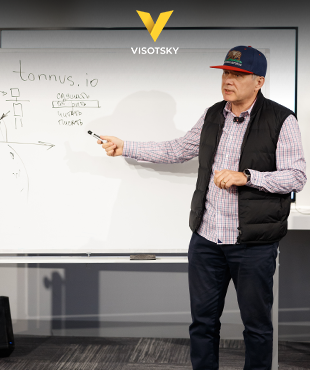 Олександр Висоцький планує переїхати до Кремнієвої долини