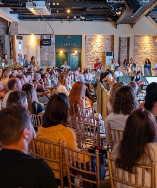 Валентин Василевський виступив на бізнес-форумі на Кіпрі з темою «Як вибудувати прибуткову систему маркетингу та продажів за допомогою смислів та AI»